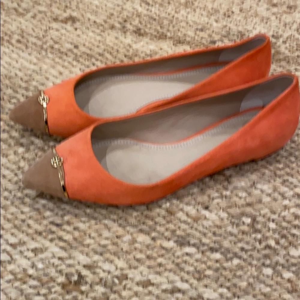 TORY BURCH ORANGE/TAN SUEDE FLATS - Picture 2 of 11